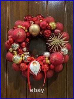 10 Kitschy Retro Inspired Vintage Holiday Ornament Wreath