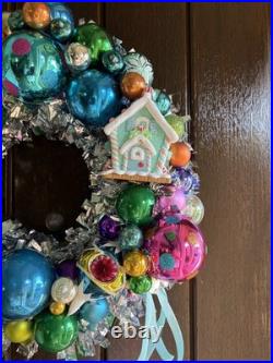 12 Kitschy Retro Inspired Vintage Holiday Ornament Wreath