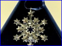 2004 Swarovski Crystal Christmas Ornament Annual Edition Snowflake with Box