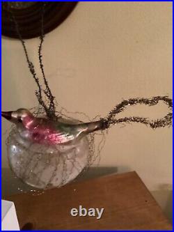 ANTIQUE Wire Wrapped CHRISTMAS ORNAMENT Mercury Glass BIRD in Glass INDENT NEST