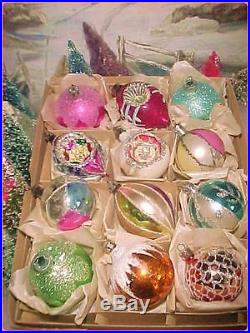 Beautiful Vtg Poland Indent Pointed Tips Sparkly Glitter Glass Xmas Ornaments