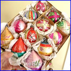 Box 12 Vtg Fantasia Poland Blown Glass Xmas Ornaments Hand Painted Pears Spheres