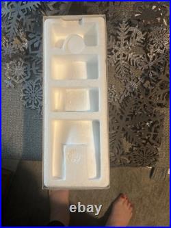 Hallmark 2016 Red With Gold Poinsettia Heritage Collection Blown Glass Table Tree