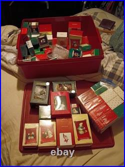 Huge Collection Of Collectable Christmas Ornaments. Vera Bradley, Hallmark, Read Huge Collection Of Collectable Christmas Ornaments. Vera Bradley, Hallmark, Read