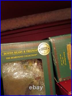Huge Collection Of Collectable Christmas Ornaments. Vera Bradley, Hallmark, Read Huge Collection Of Collectable Christmas Ornaments. Vera Bradley, Hallmark, Read