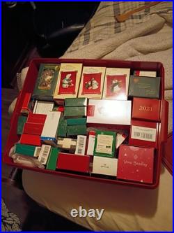 Huge Collection Of Collectable Christmas Ornaments. Vera Bradley, Hallmark, Read Huge Collection Of Collectable Christmas Ornaments. Vera Bradley, Hallmark, Read