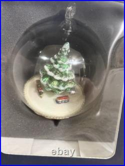 Komojza Family Glass Ornaments Set of 2 Christmas Tree Ornaments