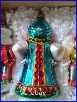Kurt Adler Polonaise Russian Collection Ornament Set Featuring A Wooden Crate 3