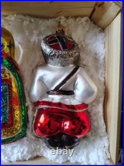 Kurt Adler Polonaise Russian Collection Ornament Set Featuring A Wooden Crate 3