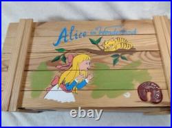 Limited Edition Polonaise Collection Alice In Wonderland Ornament Box Komozja