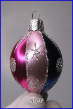 Lot VTG Glass Glitter Pictured SNOWFLAKE DOT DROP Christmas Ornaments Romania