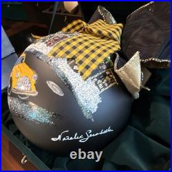 Natalie Sarabella New York 2005 Handpainted Glass Taxi Round Christmas Bauble