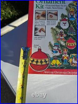 RARE! Makit & Bakit Stained Glass Suncatchers 40 Piece Christmas Ornament Kit