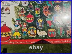 RARE! Makit & Bakit Stained Glass Suncatchers 40 Piece Christmas Ornament Kit