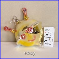 RARE Victor Chiarizia Blown Glass Alien Head Ornament withSigned Tag 1996 Yellow