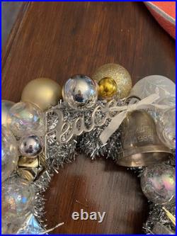 Retro Christmas Ornament Wreath 10 Form featuring'1989' Silver Bell