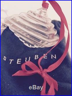 STEUBEN GLASS STUNNING LANTERN CHRISTMAS ORNAMENT Felt Bag