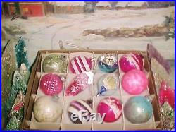 Stunning Stencil Indent Pink Pinecone & Waffled Glass Antique Vtg Xmas Ornaments