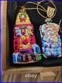 THOMAS PACCONI CLASSICS, Inc Blown Glass Ornaments 2004 6 Piece With Wood Crate