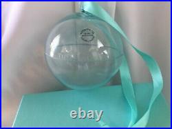 TIFFANY & CO BLUE CRYSTAL GLASS BALL ORNAMENTCHRISTMAS 2018with Box HOLIDAY TREE