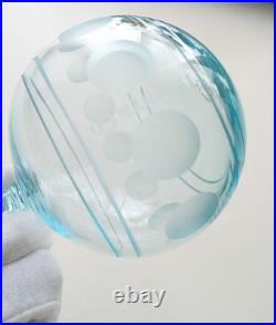 TIFFANY & Co. 2019 Crystal Christmas Ornament Ball 7cm Tiffany Blue Glass TIFFANY & Co. 2019 Crystal Christmas Ornament Ball 7cm Tiffany Blue Glass