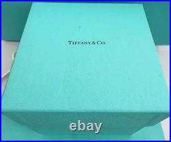 Tiffany &Co RIBBON STRIPE ROUND CRYSTAL GLASS ORNAMENT Christmas SLOVENIA 2019 Tiffany &Co RIBBON STRIPE ROUND CRYSTAL GLASS ORNAMENT Christmas SLOVENIA 2019