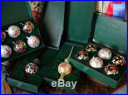 Ultra RARE Vintage GUCCI Christmas Holiday Hand painted Glass Ornament /Box GG