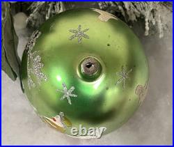 Vig Fantasia Green Mercury Glass Ornament Santa in Sleigh withreindeer Poland 4.5 Vig Fantasia Green Mercury Glass Ornament Santa in Sleigh withreindeer Poland 4.5