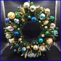 Vintage Christmas Ornament Wreath 24 All GLASS withStorage Case & Hanger