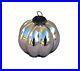 Vintage-LARGE-Silver-Kugel-Christmas-Ornament-Ribbed-Grey-Mercury-Glass-01-vxyo
