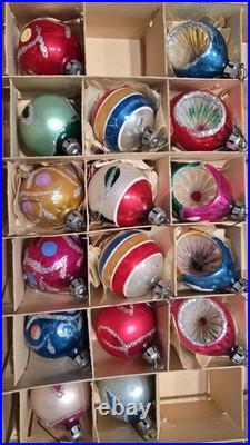Vintage Poland Christmas Ornaments Glass Hand Painted Lot Of 16. Fantasia