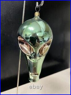 Vintage VICTOR CHIARIZIA Blown Glass Green Alien Head Christmas ORNAMENT