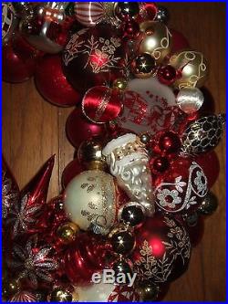 Vintage handmade christmas ornament wreath red white 18.5 glass holiday decor